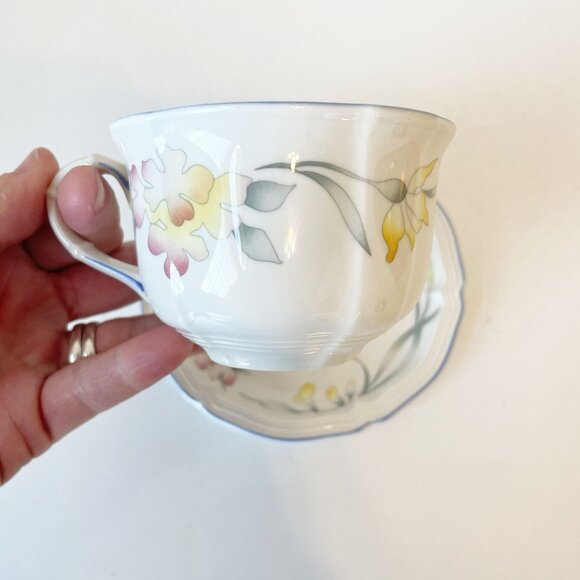 Set of 4 Villeroy & Boch RIVIERA Flat Coffee Cup & Saucer Vintage Dishes Floral - Picture 4 of 9